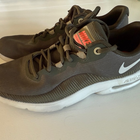 Nike Women’s Olive Nike Air Sneakers - Picture 2 of 8
